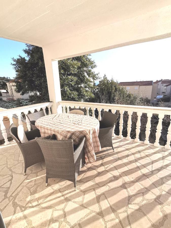Apt White Idyll, 3 Bedrooms, 3 Bathrooms, Terrace Apt Promajna Eksteriør billede