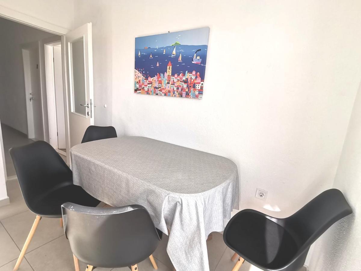 Apt White Idyll, 3 Bedrooms, 3 Bathrooms, Terrace Apt Promajna Eksteriør billede