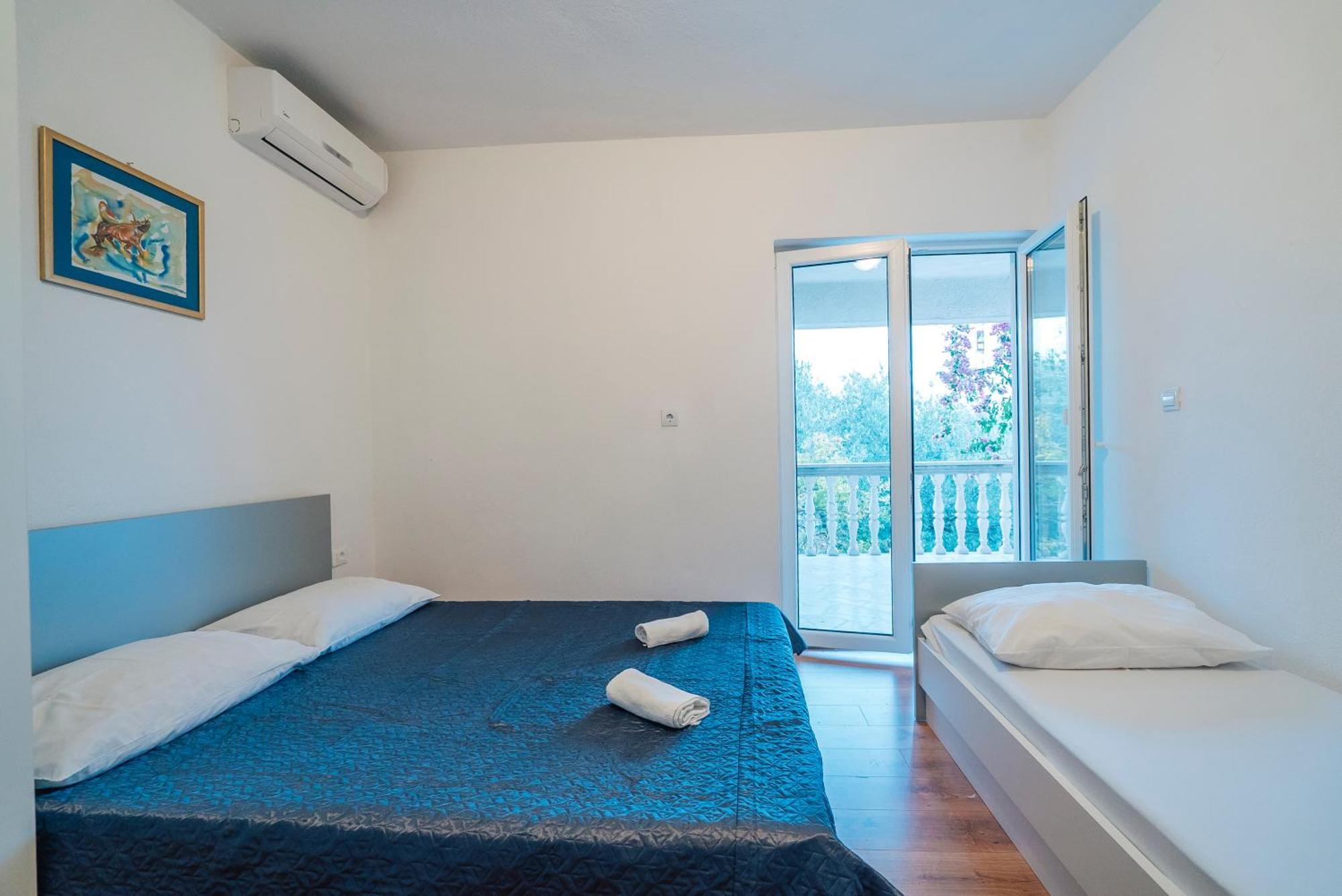 Apt White Idyll, 3 Bedrooms, 3 Bathrooms, Terrace Apt Promajna Eksteriør billede